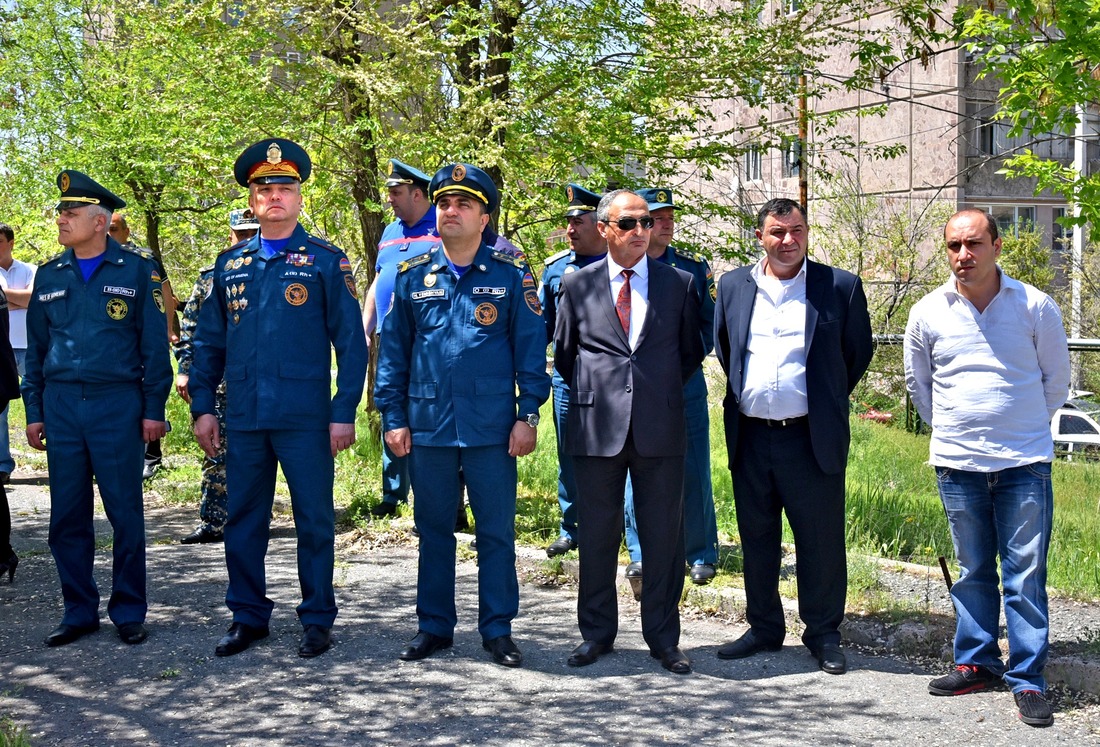 Представители ЗАО «Газпром Армения» и МЧС наблюдают за ходом учений