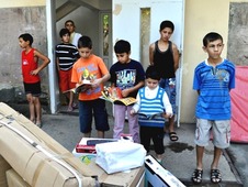 Школьные принадлежности детям детдомов Еревана от «АрмРосгазпром»