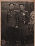 Гурген Хачатрян (справа) с боевым товарищем